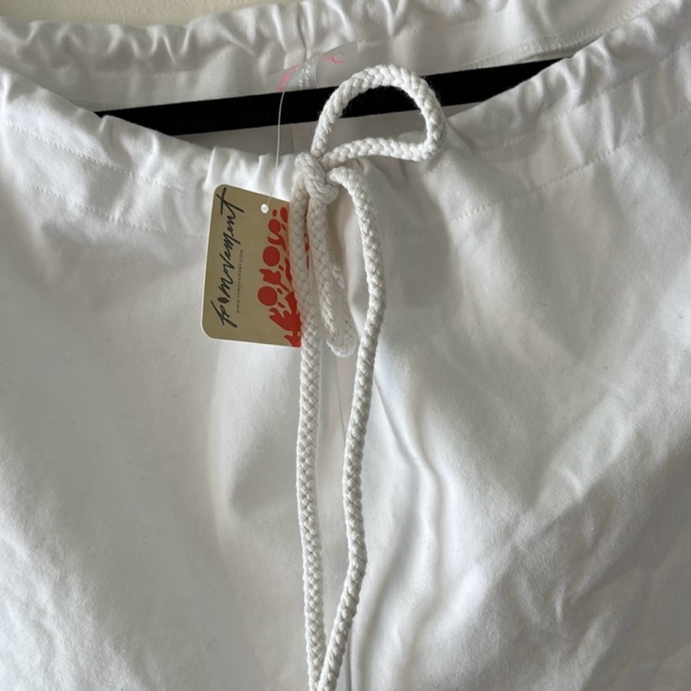 FP Movement Drawstring Oversized Shorts - Picture 2 of 4